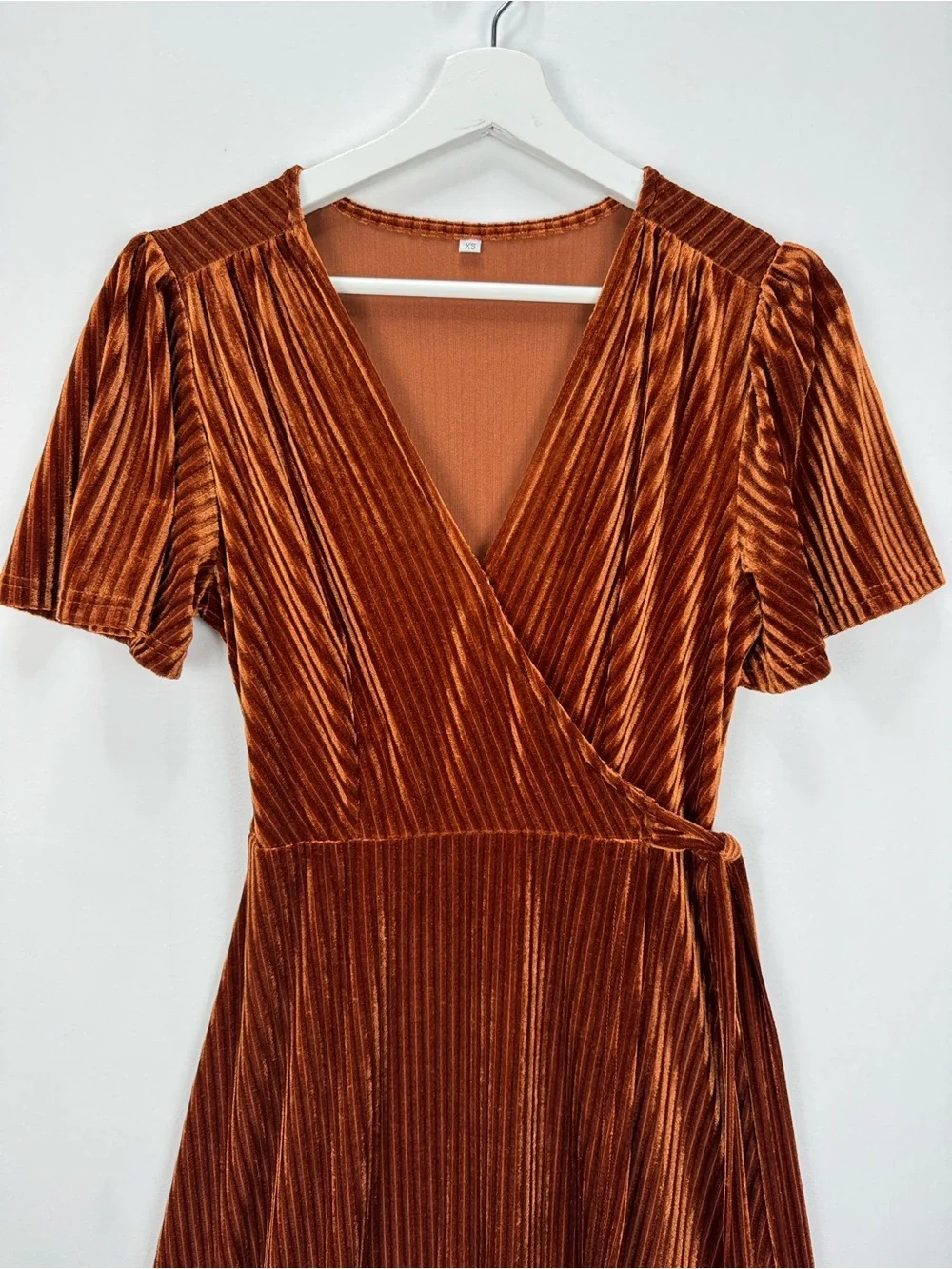 Women’s Burnt Orange Velvet Wrap Midi Dress XS Pleated Short Sleeve